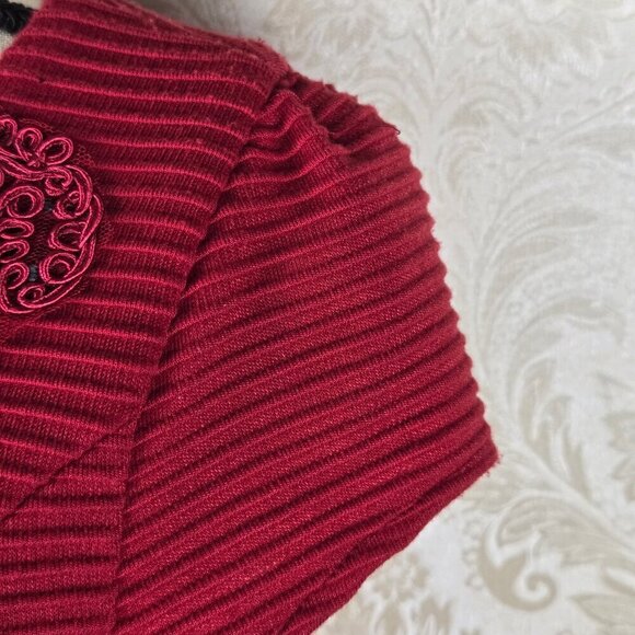 Buttons Size S Red Fit & Flare Dress Sequins Embroidery Textured Cap Sleeve NWT - Picture 7 of 16